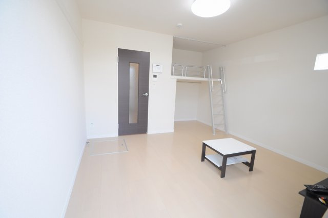 レオネクストジーシンの居間・リビング|同シリーズの類似となります。現況を優先致します。