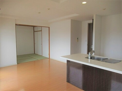 サングレート博多東エクセリアの居間・リビング|リビングダイニング※前回募集時の写真２０２２年７月撮影