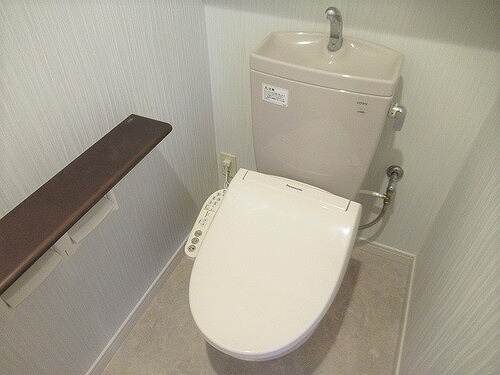 サングレート博多東エクセリアのトイレ|温水洗浄便座※前回募集時の写真２０２２年７月撮影