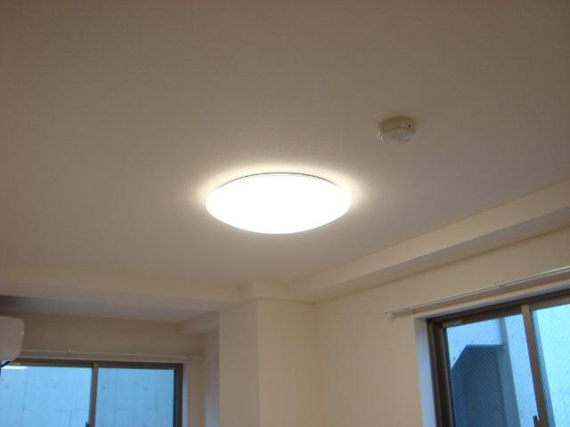 アーバンブルー藤の設備|照明器具