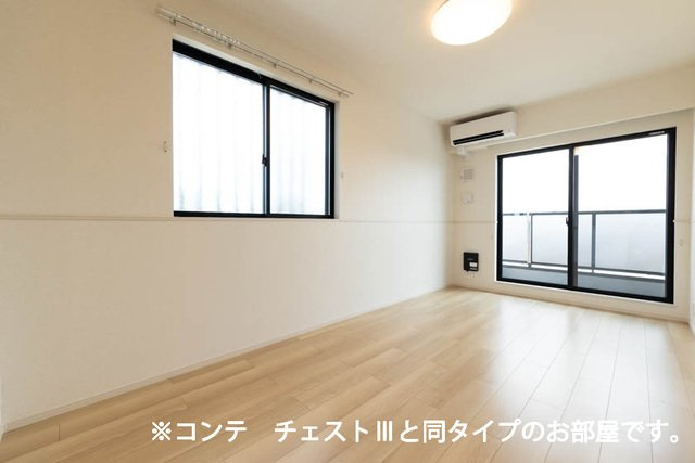 ワーズイヤー１２の居間・リビング|おしゃれな居間です