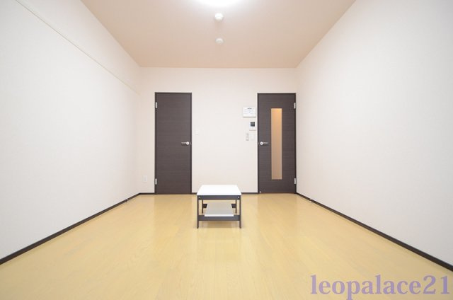 クレイノアークヴィラの居間・リビング|同シリーズの類似となります。現況を優先致します。