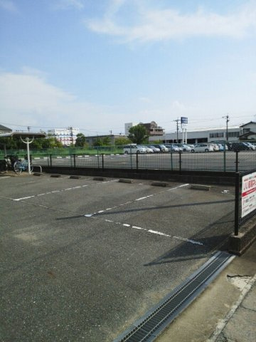 グレイスシャトルの駐車場|駐車場です