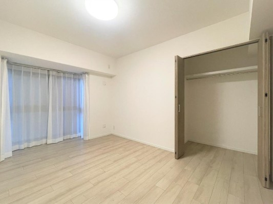 夙川羽衣町パークハイムⅠの洋室