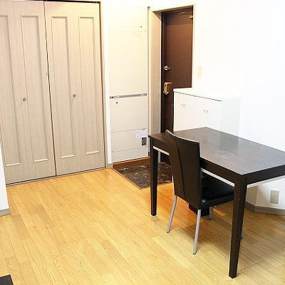 LiVEMAX　ANGELの内装|内装は落ち着いています