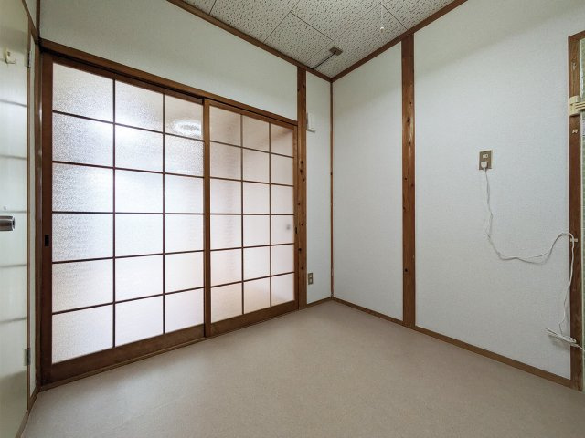 グリーンハウスの洋室|コンパクトで使いやすい洋室です