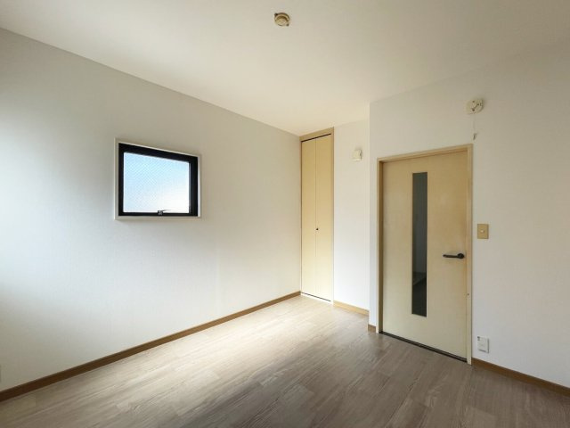 ウイングピア和白の洋室|※写真、間取り図は別部屋1号室のものです。