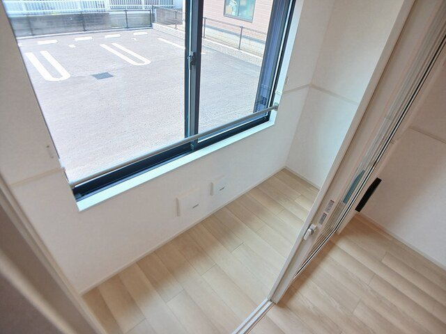 プレミ－ルの内装|明るい室内です