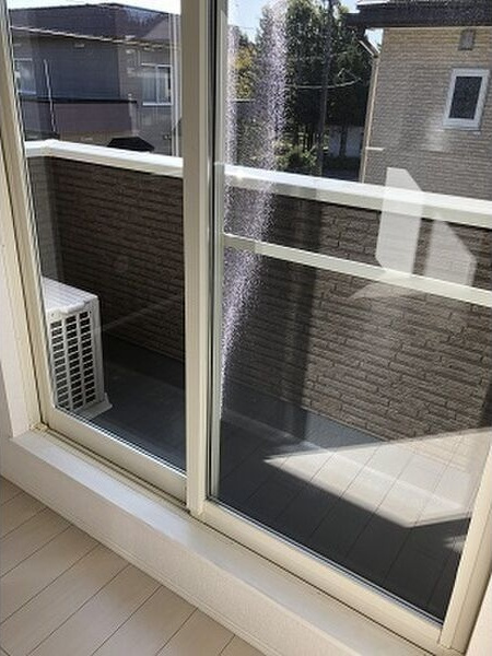 ルワンジュ A棟のバルコニー