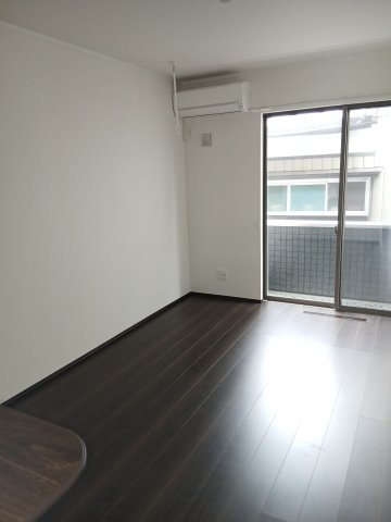 East Village Ⅰ棟の居間・リビング