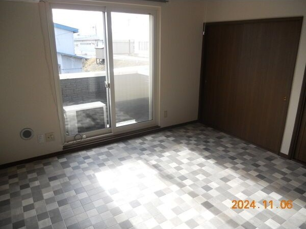 ルーブル大沼の居間・リビング