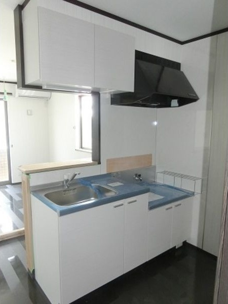 ロジェ コンフォールのキッチン