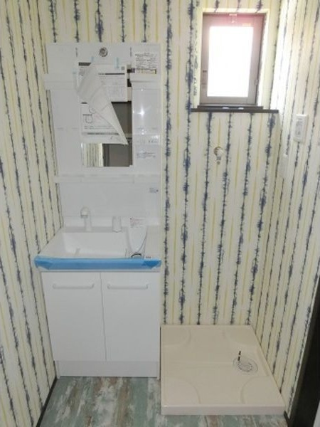 ロジェ コンフォールの洗面所