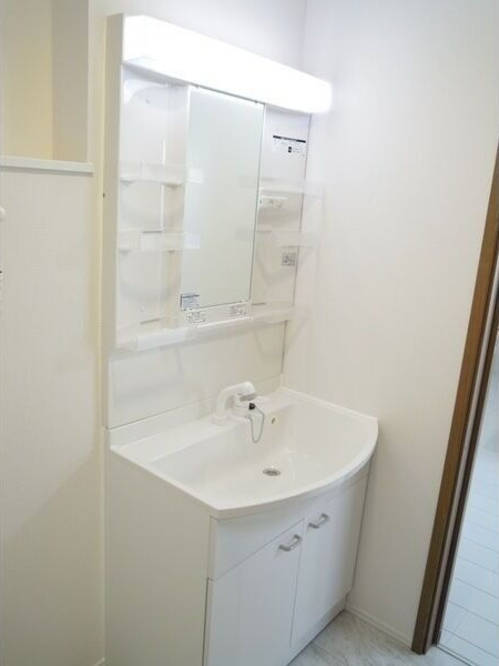 LancheⅣ(ランシェ4)の独立洗面台|参考画像