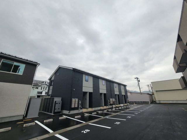 ニュースカイタウンD棟の外観