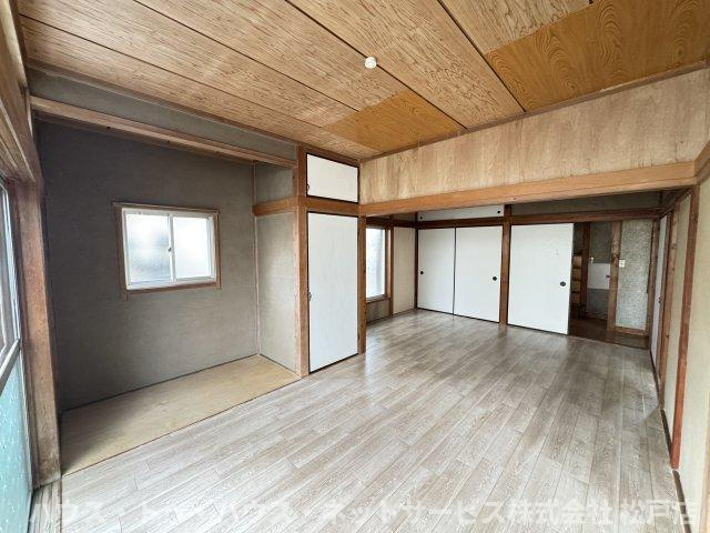 金ヶ作貸家の居間・リビング