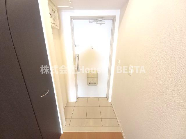 REGALO PLUSの玄関