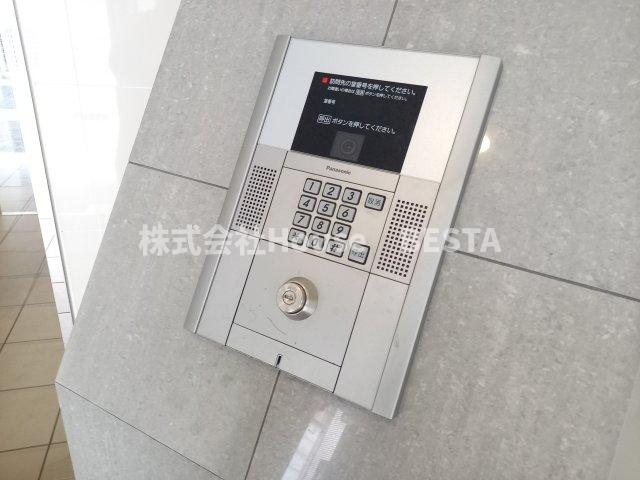 REGALO PLUSのエントランス