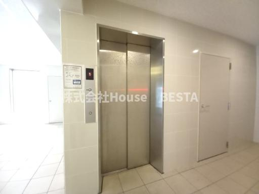 REGALO PLUSのロビー