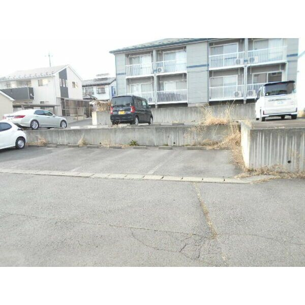 パンセス A棟のエントランス