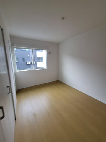 ニュースカイタウンC棟の居間・リビング