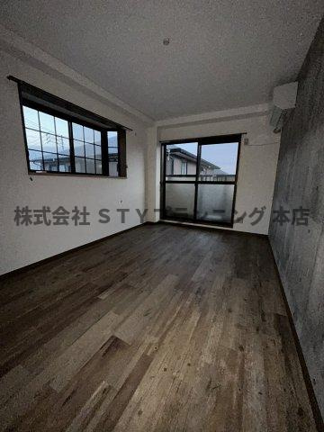 仲介手数料０円！ジョイナス岩ヶ根の居間・リビング