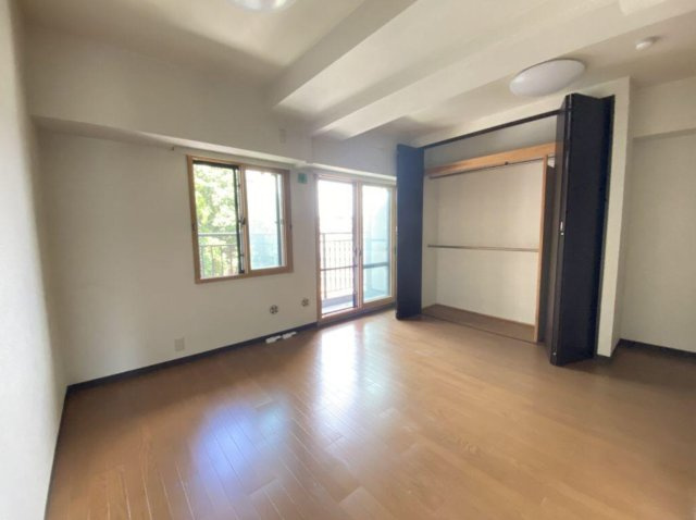 コスモ天王台の洋室