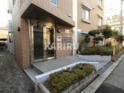 ニューセンチュリー西村のエントランス