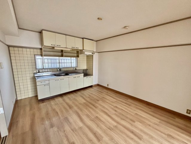 ピュア東姫路の居間・リビング