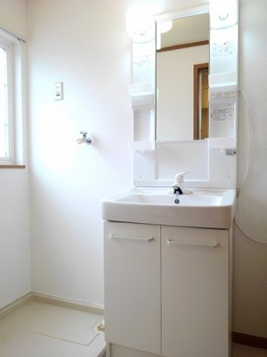 【洗面所】 | ドミールオカマエＣ