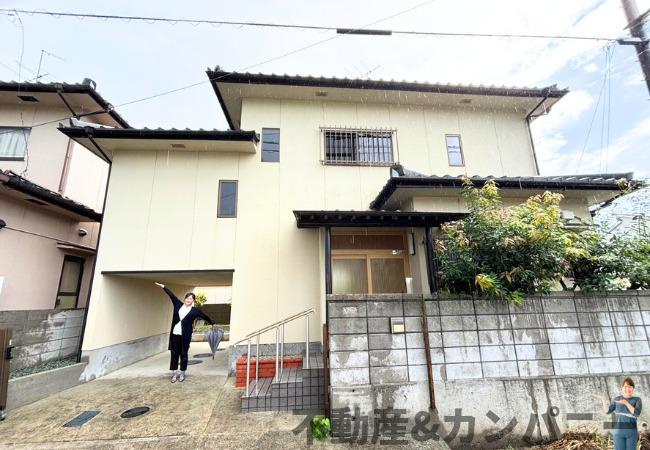 鷹子町の中古のおうち　松山市鷹子町中古戸建の外観|外観です