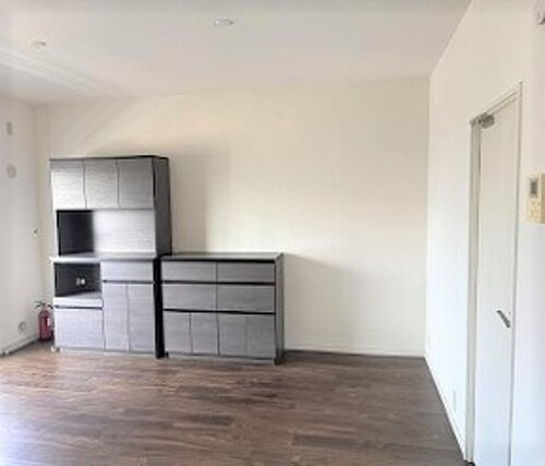 日商岩井弥生マンションの居間・リビング|リビングダイニング