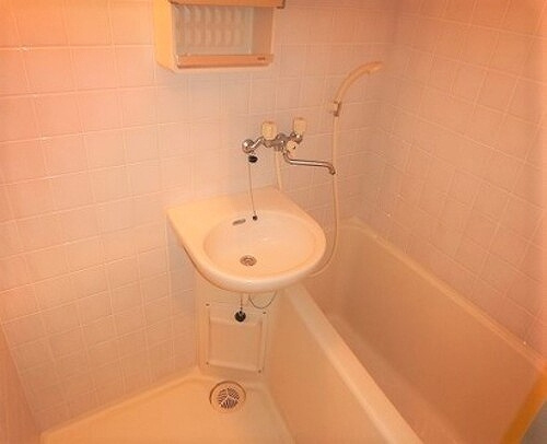 ライオンズマンション平尾第２の浴室|日々の疲れを癒すお風呂付です