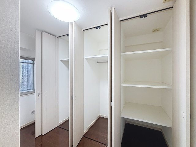 サーパス鉄砲町の収納