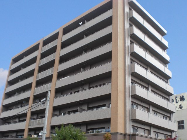 サーパス鉄砲町の外観