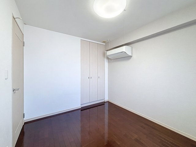 サーパス鉄砲町の洋室