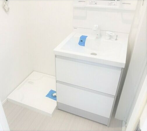 Le Ciel 六番町の独立洗面台