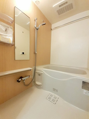 【浴室】 | クラウンST | きれいなお風呂です