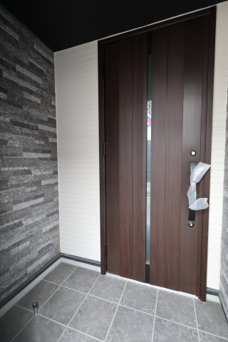 《仲介手数料無料》南区辻２丁目21-1新築一戸建てケイアイスタイルの玄関|2025年10月3日 11:20 曇り