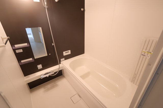 《仲介手数料無料》南区辻２丁目21-1新築一戸建てケイアイスタイルの浴室|2025年10月3日 11:20 曇り