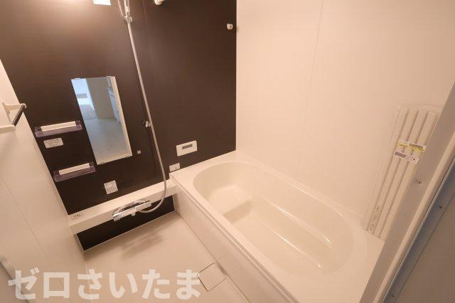 《仲介手数料無料》南区辻２丁目21-1新築一戸建てケイアイスタイルの浴室|2025年10月3日 11:20 曇り