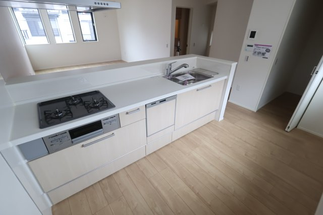 《仲介手数料無料》南区辻２丁目21-1新築一戸建てケイアイスタイルのキッチン|2025年10月3日 11:20 曇り