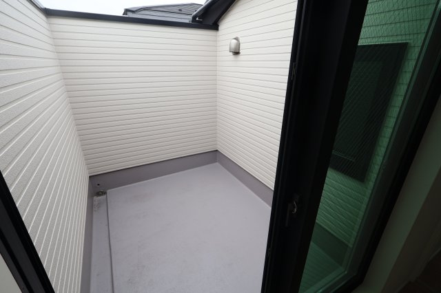 《仲介手数料無料》南区辻２丁目21-1新築一戸建てケイアイスタイルのバルコニー|2025年10月3日 11:20 曇り