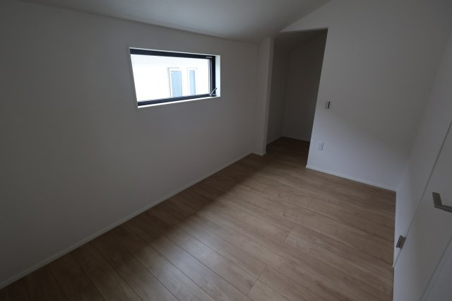 《仲介手数料無料》南区辻２丁目21-1新築一戸建てケイアイスタイルの洋室|2025年10月3日 11:20 曇り