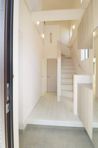 郡山市台新2丁目2期　　　１号棟　　　大成小学校、郡山第１中学区の玄関