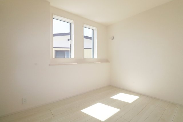 郡山市台新2丁目2期　　　１号棟　　　大成小学校、郡山第１中学区の洋室