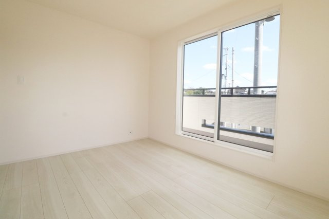 郡山市台新2丁目2期　　　１号棟　　　大成小学校、郡山第１中学区の洋室