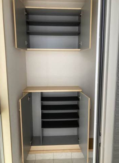 シャーメゾンリバージュの玄関