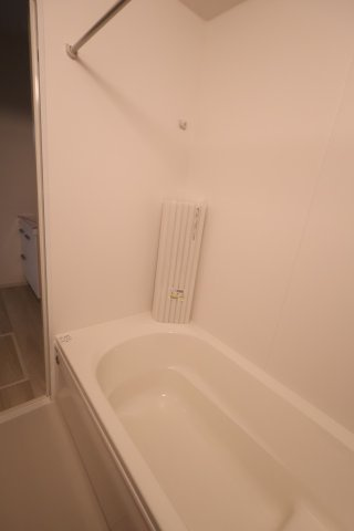 《仲介手数料無料》南区辻２丁目21-1(2号棟)新築一戸建てケイアイスタイルの浴室|2025年10月3日 11:20 曇り