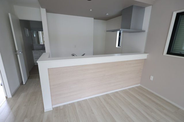 《仲介手数料無料》南区辻２丁目21-1(2号棟)新築一戸建てケイアイスタイルのキッチン|2025年10月3日 11:20 曇り